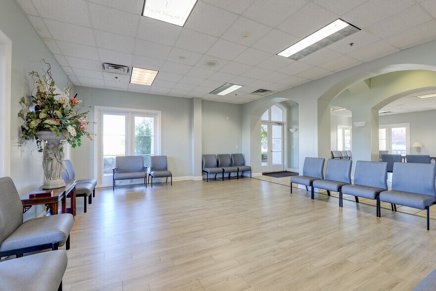 More Photos Of 1221 24th Ave, Meridian Medical For Lease
