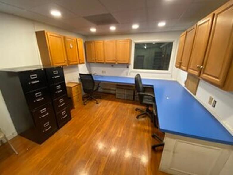 More Photos Of 345 Morgan St, Phoenixville Warehouse For Lease