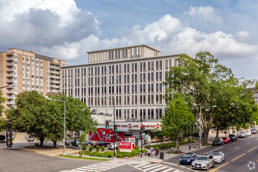 More Photos Of 4301 Connecticut Ave NW, Washington Office For Lease