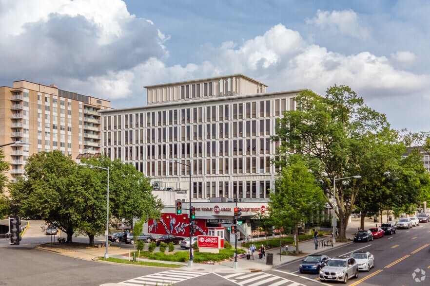 More Photos Of 4301 Connecticut Ave NW, Washington Office For Lease