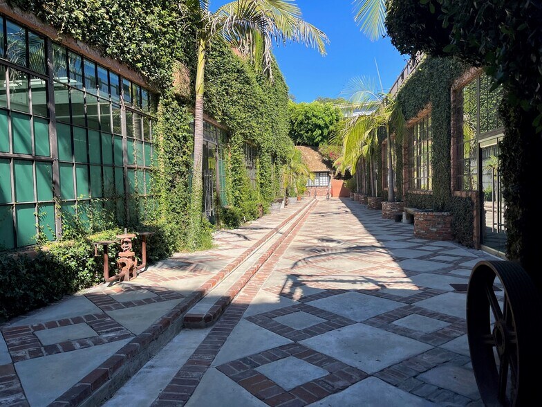 More Photos Of 2301 E 7th St, Los Angeles Loft Creative Space For Lease