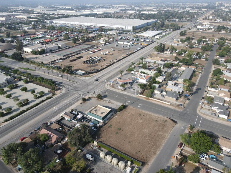 More Photos Of 25362 E 3rd St, San Bernardino Freestanding For Sale