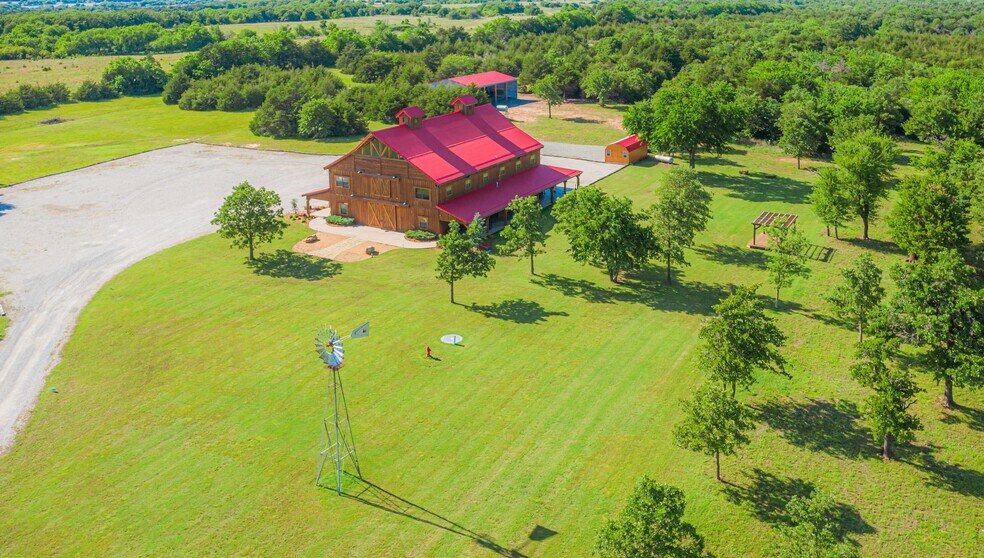 More Photos Of 347599 E 5400 Rd, Glencoe Lodge Meeting Hall For Sale