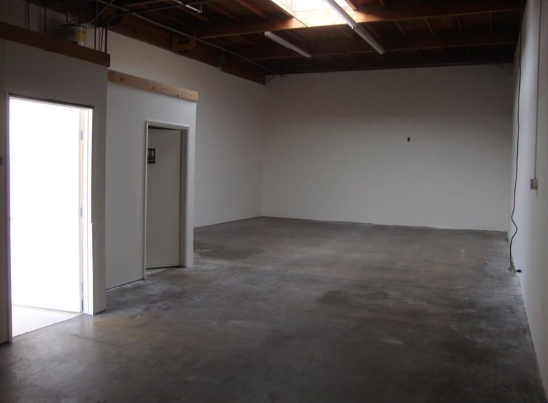 More Photos Of 2519 W Winton Ave, Hayward Warehouse For Sale
