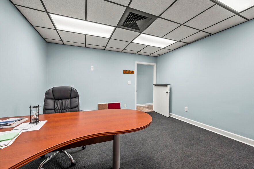 More Photos Of 808-810 W Main St, Jamestown Auto Repair For Sale