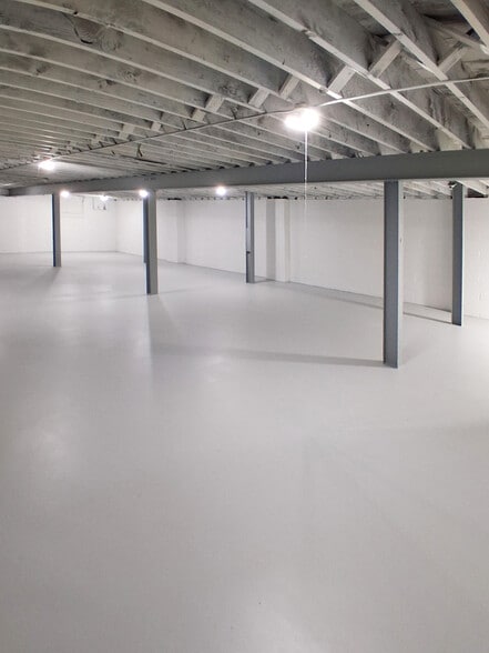 More Photos Of 747 Payne Ave, Saint Paul Warehouse For Sale