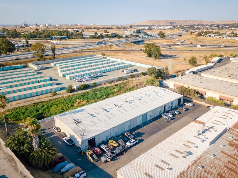 More Photos Of 420 N Buchanan Cir, Pacheco Warehouse For Lease