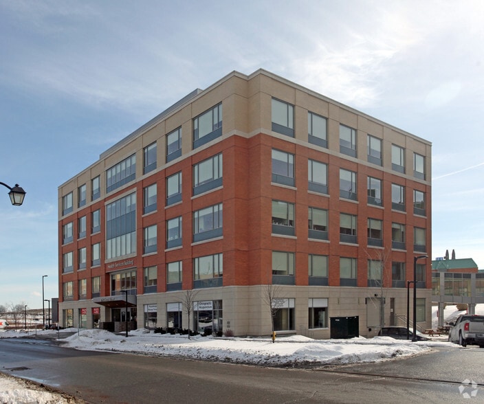 More Photos Of 379 Church St, Markham Medical For Lease