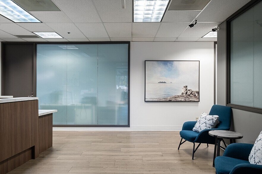 More Photos Of 14205 SE 36th St, Bellevue Coworking Space