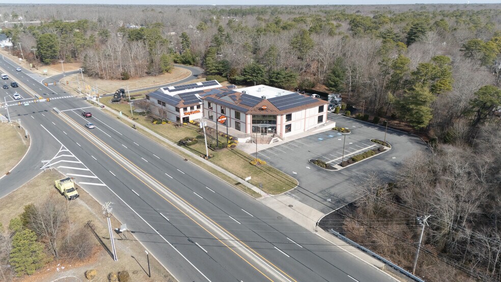 More Photos Of 219 E White Horse Pike, Galloway Health Club For Sale