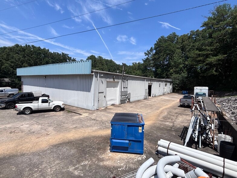More Photos Of 2089 Alton Rd, Birmingham Warehouse For Lease