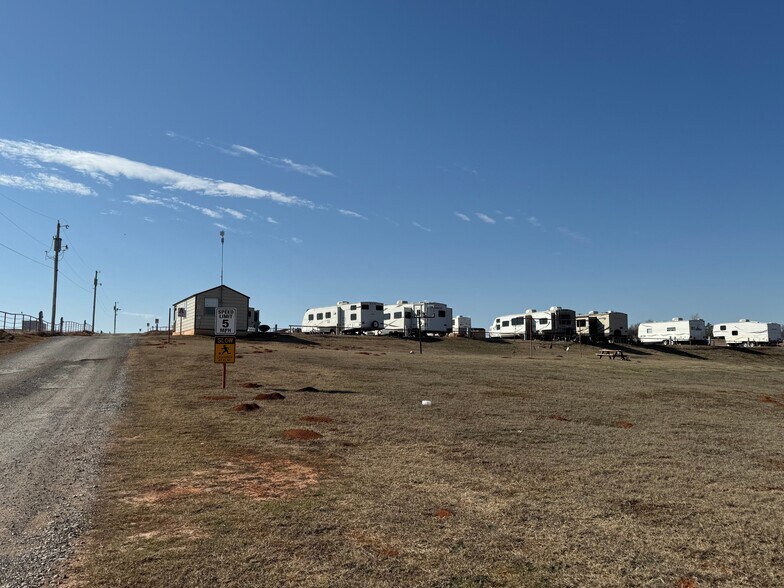 More Photos Of 2601 US-277, Ninnekah Trailer Camper Park For Sale