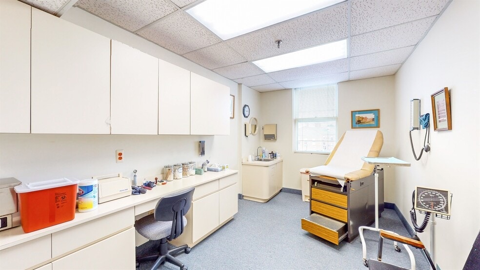 More Photos Of 15-01 Broadway, Fair Lawn Medical For Sale