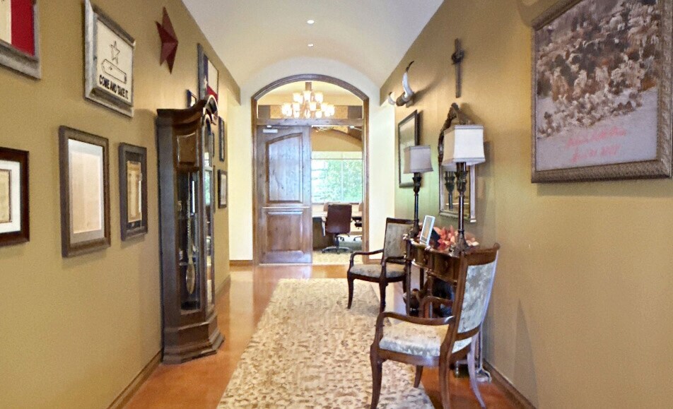 More Photos Of 12831 Oconnor Rd, San Antonio Office For Sale