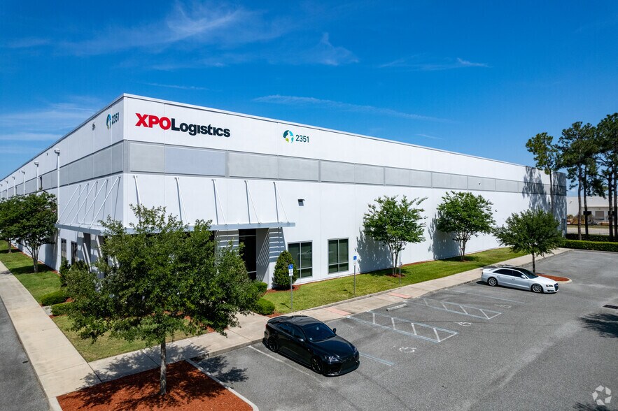 Primary Photo Of 2351 Investors Row, Orlando Distribution For Lease