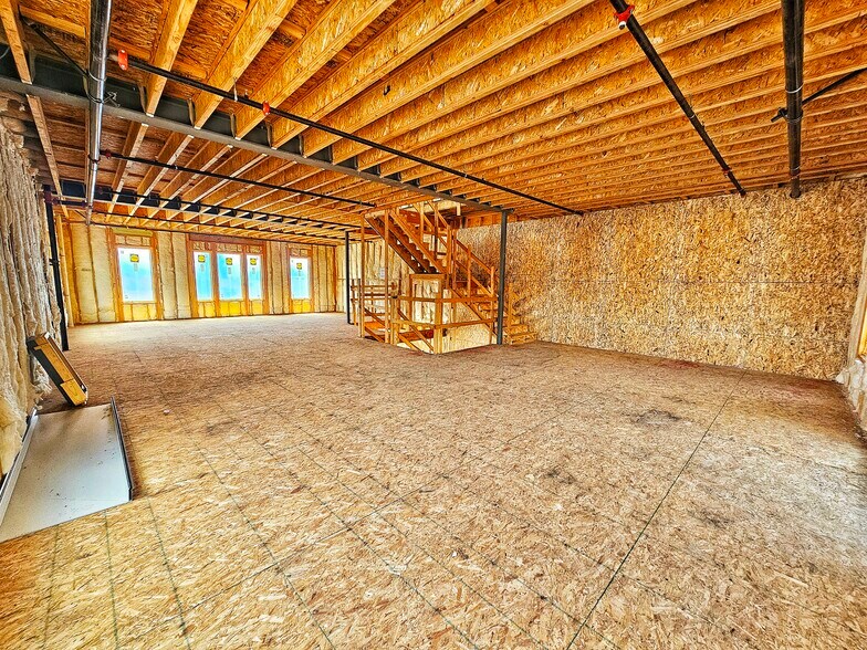 More Photos Of 1922 S Highway 40, Heber City Showroom For Lease