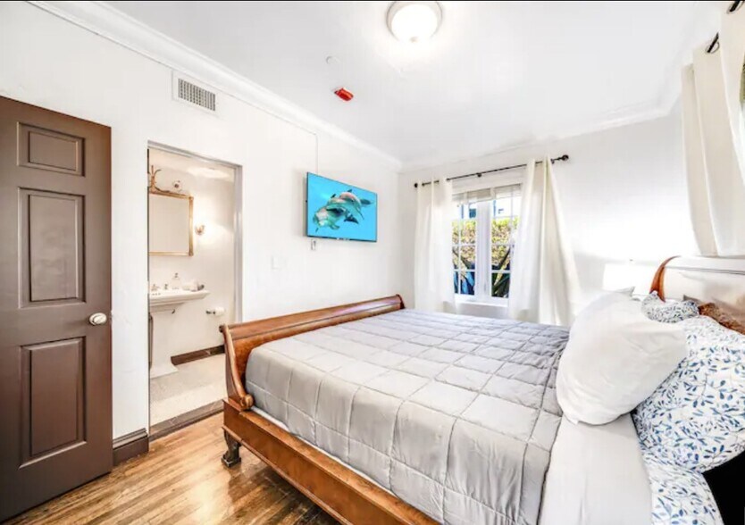 More Photos Of 1545 Meridian Ave, Miami Beach Hospitality For Lease