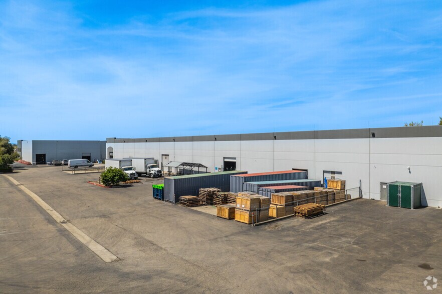 More Photos Of 7855 Southfront Rd, Livermore Light Manufacturing For Sale