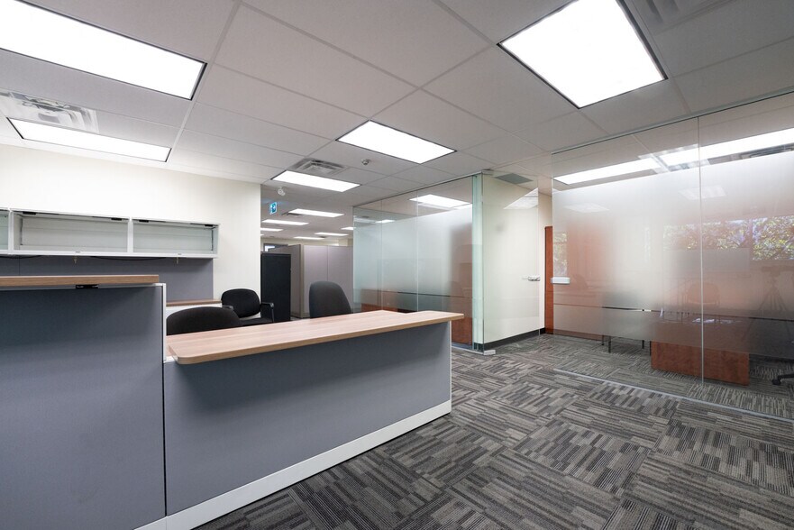 More Photos Of 500 Macpherson Av, Toronto General Retail For Lease