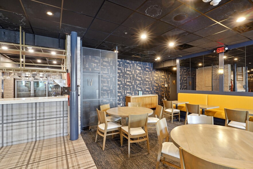 More Photos Of 534 Saint Louis St, New Orleans Restaurant For Lease