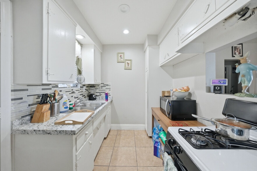 More Photos Of 2515 Mountain View Rd, El Monte Apartments For Sale