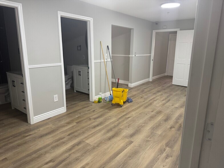 More Photos Of 922 Ridge Rd Se, Washington Assisted Living For Lease