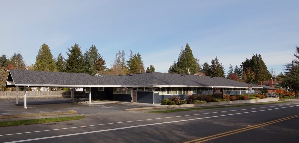 Primary Photo Of 1800 SW 152nd Ave, Burien Medical For Lease