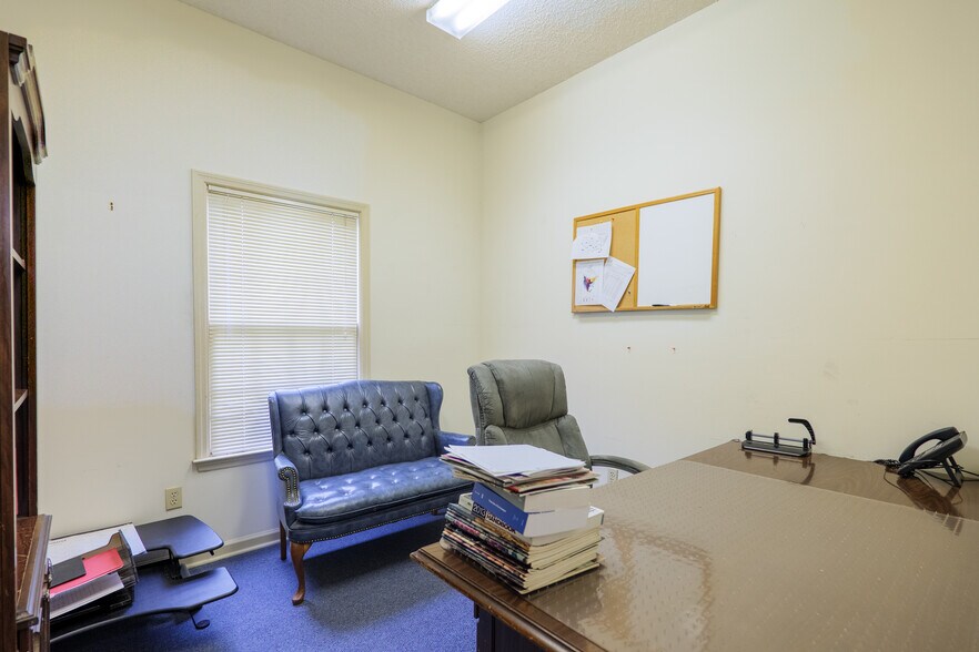 More Photos Of 3185 Madison Hwy, Valdosta Office For Sale