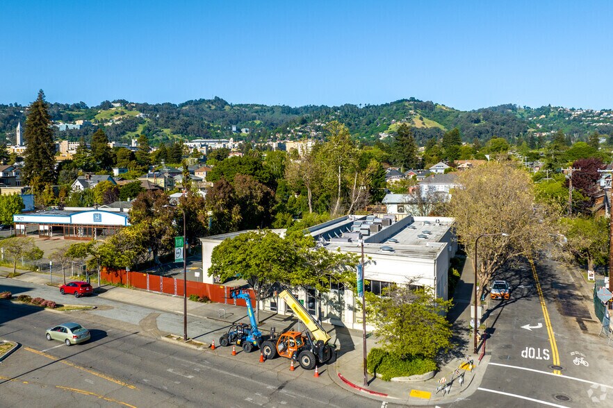 More Photos Of 2655 Shattuck Ave, Berkeley Apartments For Sale
