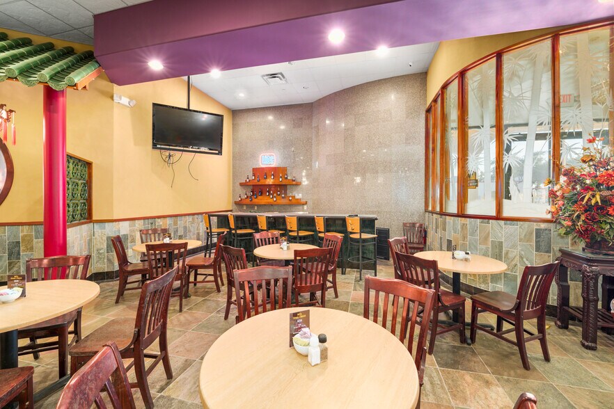 More Photos Of 5421 Fm-1960 Rd E, Humble Restaurant For Sale