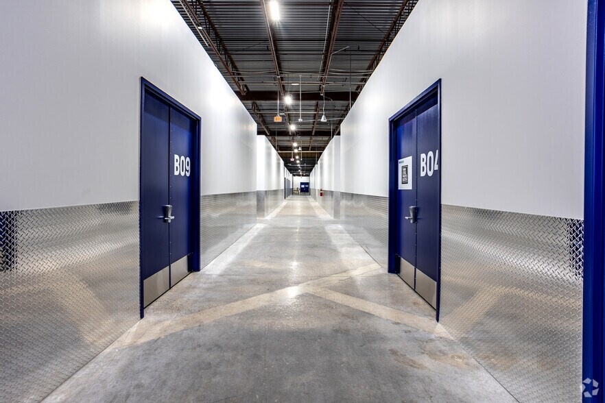 More Photos Of 7500-7540 Golden Triangle Dr, Eden Prairie Warehouse For Lease