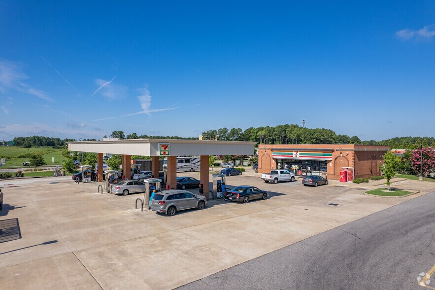More Photos Of 1000 Centerbrooke Ln, Suffolk Convenience Store For Sale