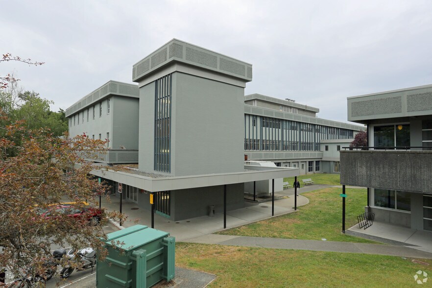 Primary Photo Of 4464 Markham St, Saanich Office For Lease