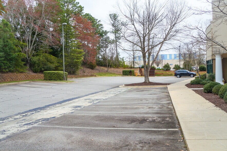 More Photos Of 203 Capcom Ave, Wake Forest Flex For Lease