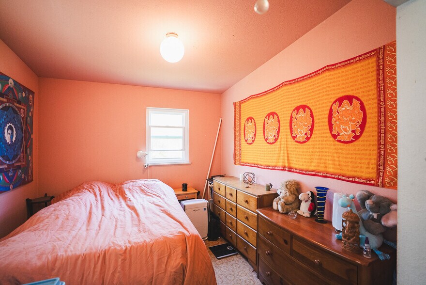 More Photos Of 1089 Stanford Ave, Emeryville Apartments For Sale