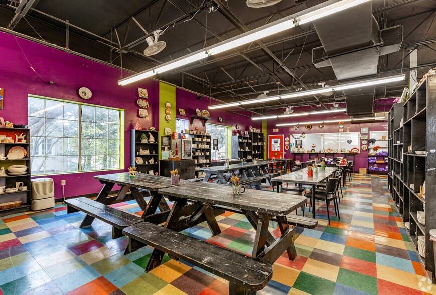 More Photos Of 1914 4th St N, Saint Petersburg Storefront Retail Office For Lease