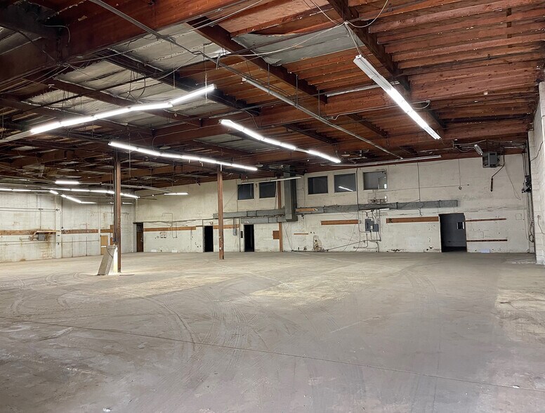 More Photos Of 1318 S Olive St, Los Angeles Warehouse For Lease
