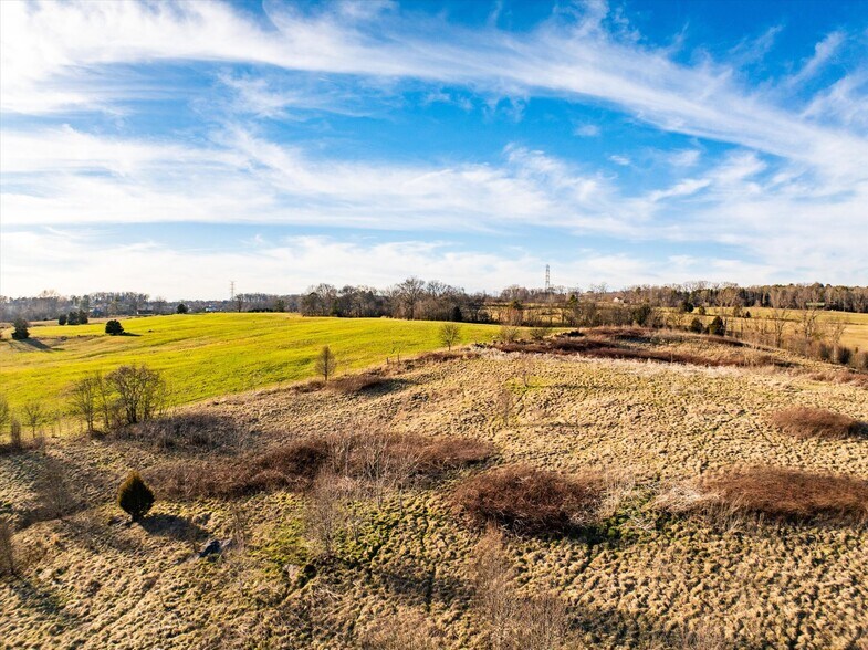 More Photos Of 520 Thorngrove pike, Kodak Land For Sale