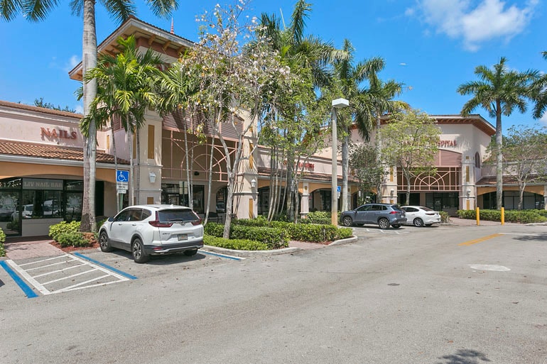 More Photos Of 109-199 Weston Rd, Weston Unknown For Lease