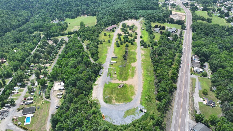 More Photos Of 1500 Rock St, Lehighton Land For Lease