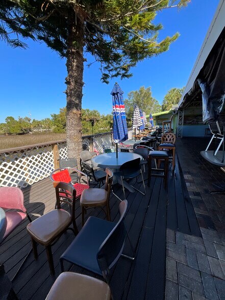 More Photos Of 4835 Cortez Blvd, Spring Hill Restaurant For Sale