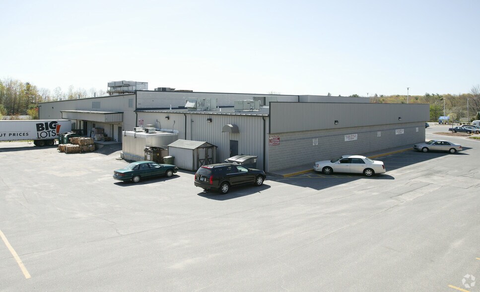 More Photos Of 1923-1931 E Main St, Torrington General Retail For Sale