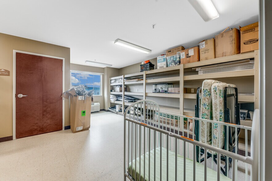 More Photos Of 20 Southland Dr, Fairmont Hotel For Sale