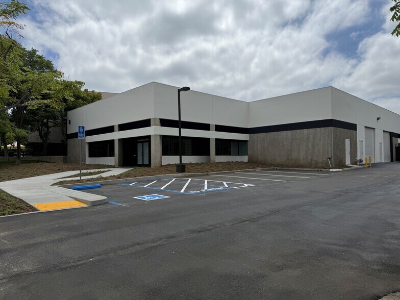 Primary Photo Of 3 Autry, Irvine Warehouse For Lease