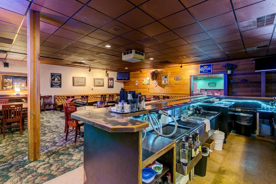 More Photos Of 710 S Columbia Ave, Connell Restaurant For Sale