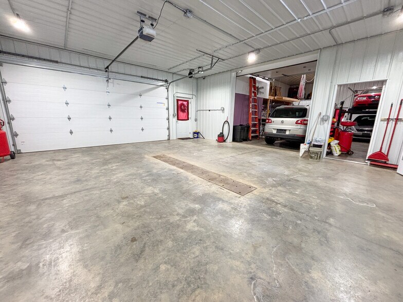 More Photos Of 32738 US 71, Menahga Storefront Retail Residential For Sale