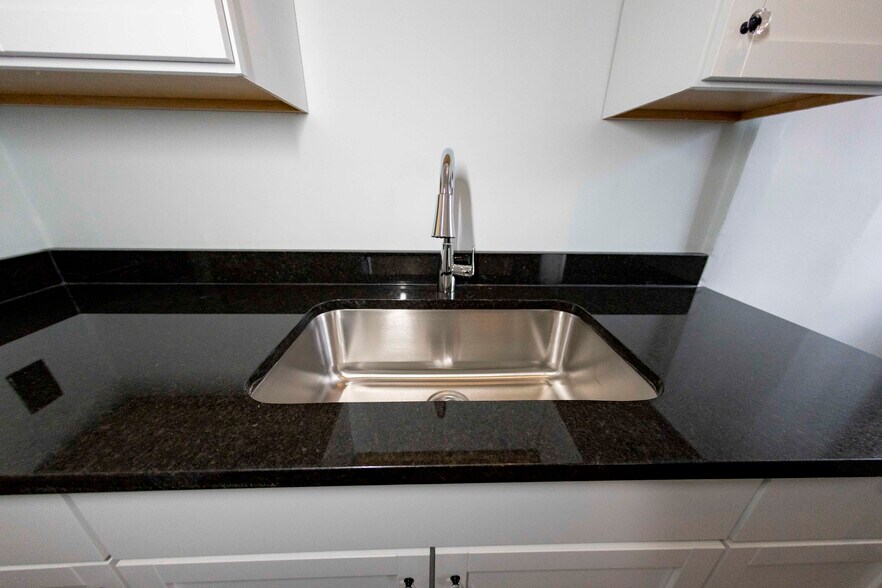 More Photos Of 14536 E Jefferson Ave, Detroit Storefront Retail Residential For Sale