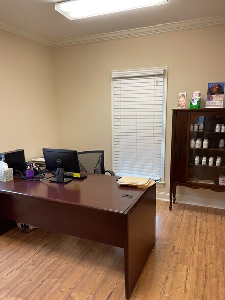 More Photos Of 9456 Jefferson Hwy, Baton Rouge Medical For Lease