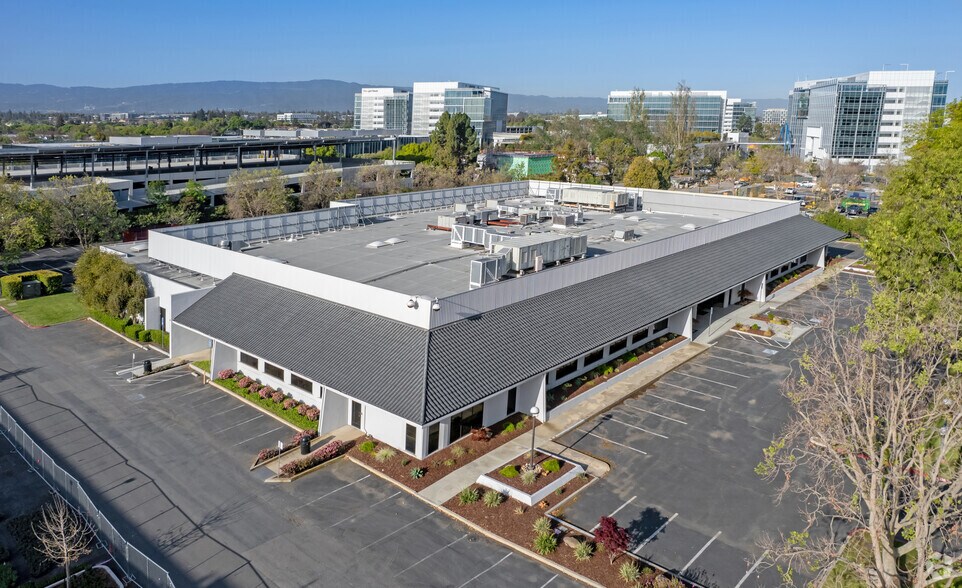 More Photos Of 220 Humboldt Ct, Sunnyvale Research And Development For Sale