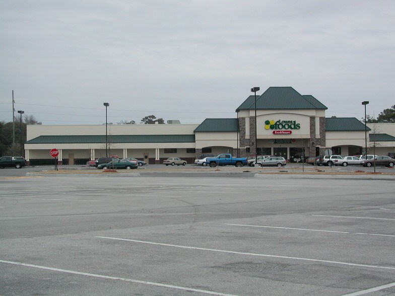 More Photos Of 3000 Arendell St, Morehead City Unknown For Lease